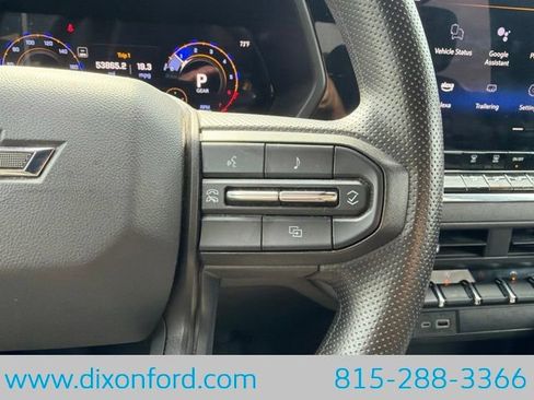 Used 2024 Chevrolet Colorado Trail Boss w/ Advanced Trailering Package AWD/4WD image 16