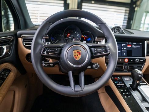 New 2026 Porsche Macan AWD/4WD image 32