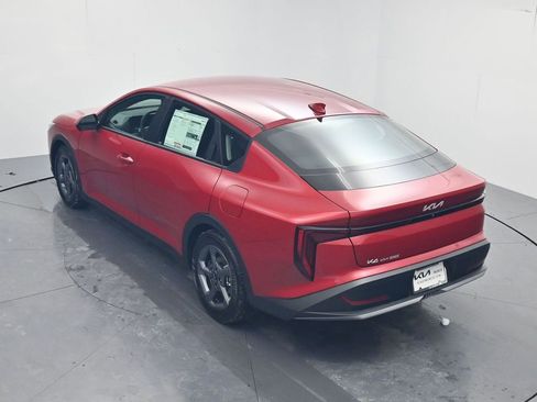 New 2025 Kia K4 LXS image 45
