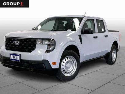 New 2025 Ford Maverick XL w/ Equipment Group 102A
