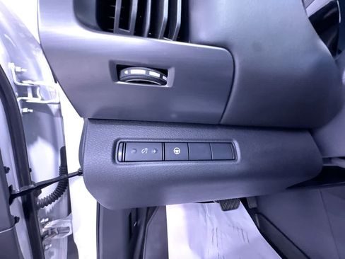 Used 2024 Nissan Pathfinder Rock Creek AWD/4WD image 16
