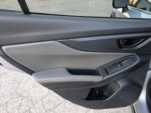 Used 2022 Subaru Crosstrek 2.5i Sport w/ Moonroof Package image 32