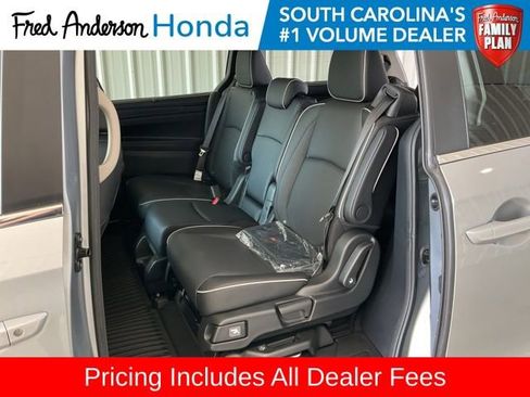 New 2026 Honda Odyssey Touring image 18