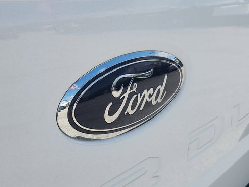 New 2026 Ford F250 XL w/ XL Driver Assist Package AWD/4WD image 18