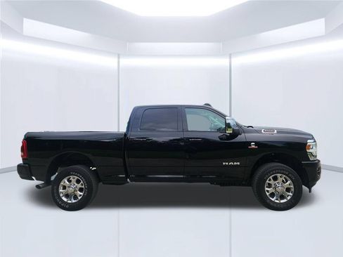 Used 2024 RAM 2500 Laramie w/ Safety Group AWD/4WD image 4