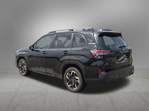 Used 2025 Subaru Forester Limited AWD/4WD image 4