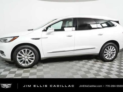 Used 2018 Buick Enclave Premium w/ Experience Buick Package FWD image 29