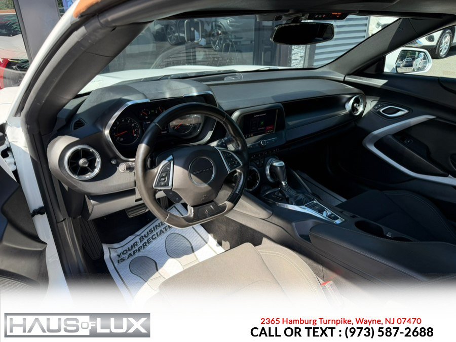 Used 2020 Chevrolet Camaro LT RWD image 24