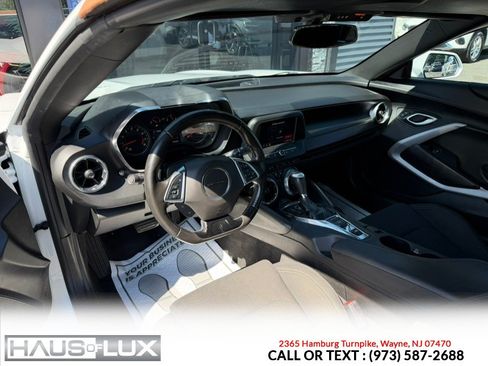 Used 2020 Chevrolet Camaro LT RWD image 24