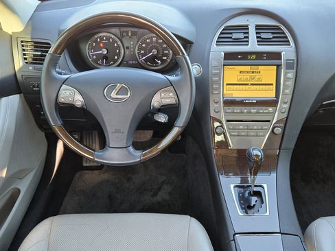 Used 2012 Lexus ES 350 image 29