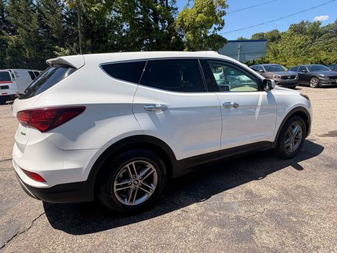 Used 2018 Hyundai Santa Fe Sport FWD image 7