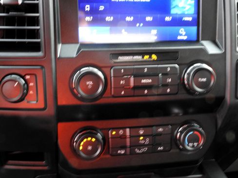 Used 2019 Ford F150 XL w/ Equipment Group 101A Mid image 10