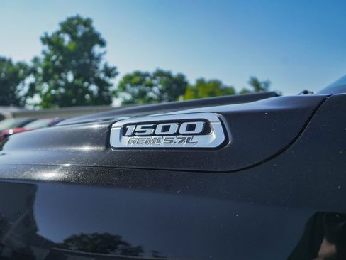 Used 2019 RAM 1500 Limited image 34