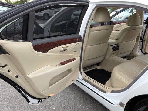 Used 2010 Lexus LS 460 L AWD/4WD image 29