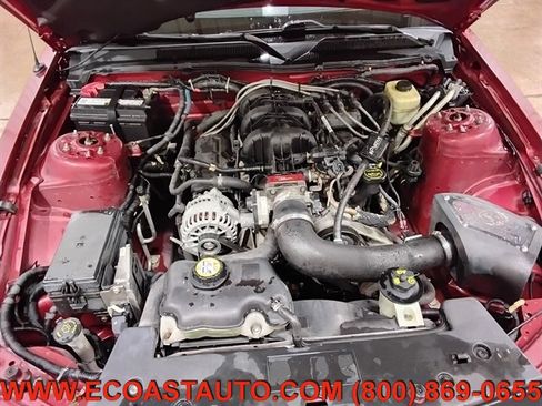 Used 2007 Ford Mustang Deluxe image 9