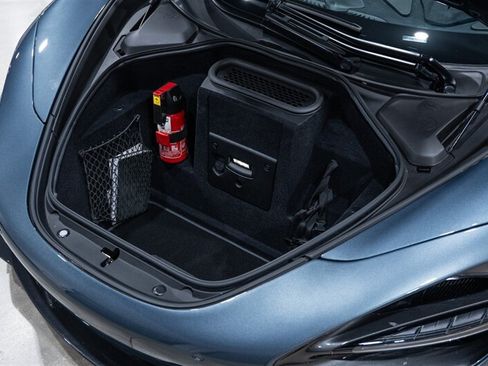 Used 2018 McLaren 720S Performance RWD image 36