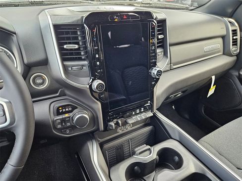 New 2026 RAM 1500 4x4 Crew Cab image 22