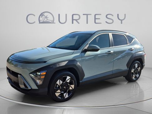 Certified 2025 Hyundai Kona SEL FWD image 1