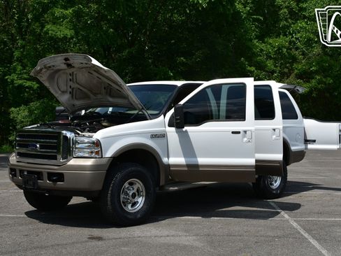 Used 2005 Ford Excursion Eddie Bauer image 32