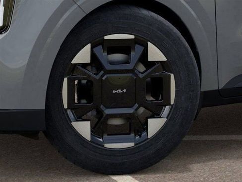 New 2026 Kia Carnival EX FWD image 9