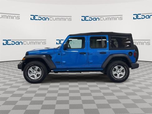 Used 2021 Jeep Wrangler Unlimited Sport image 5