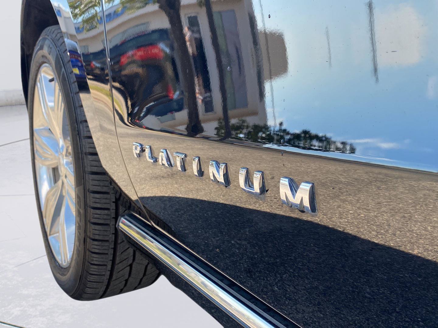 Used 2022 Ford Expedition Platinum RWD image 19