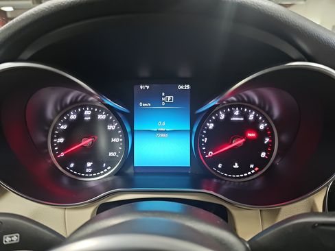 Used 2021 Mercedes-Benz GLC 300 image 19
