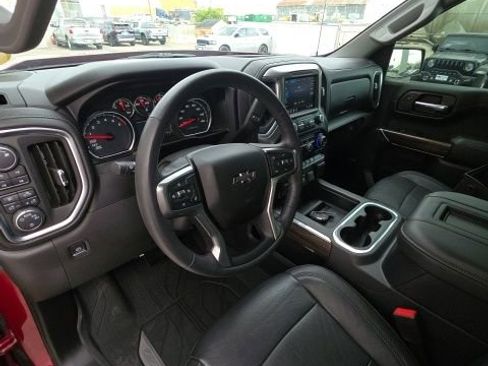 Used 2019 Chevrolet Silverado 1500 LT Trail Boss AWD/4WD image 12