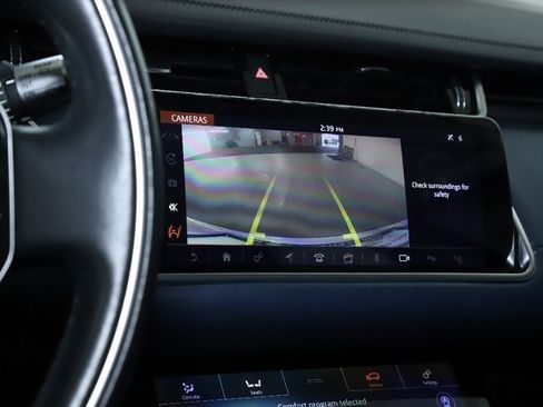 Used 2020 Land Rover Range Rover Evoque SE image 26