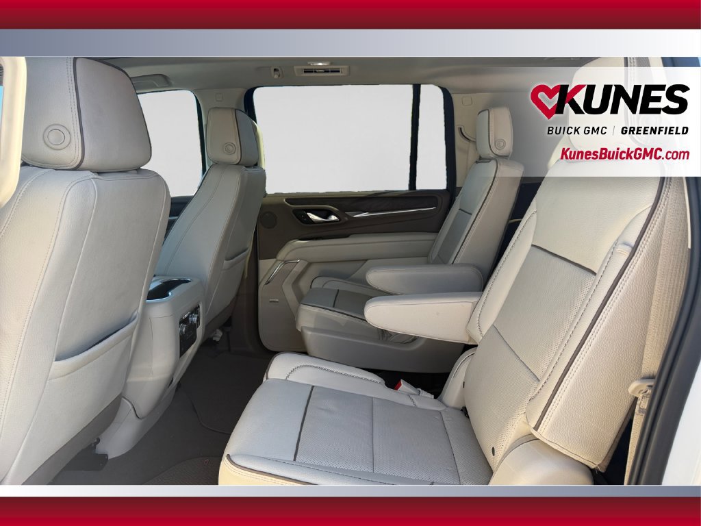 Used 2023 GMC Yukon XL Denali AWD/4WD image 35