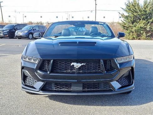 Used 2024 Ford Mustang GT Premium image 2