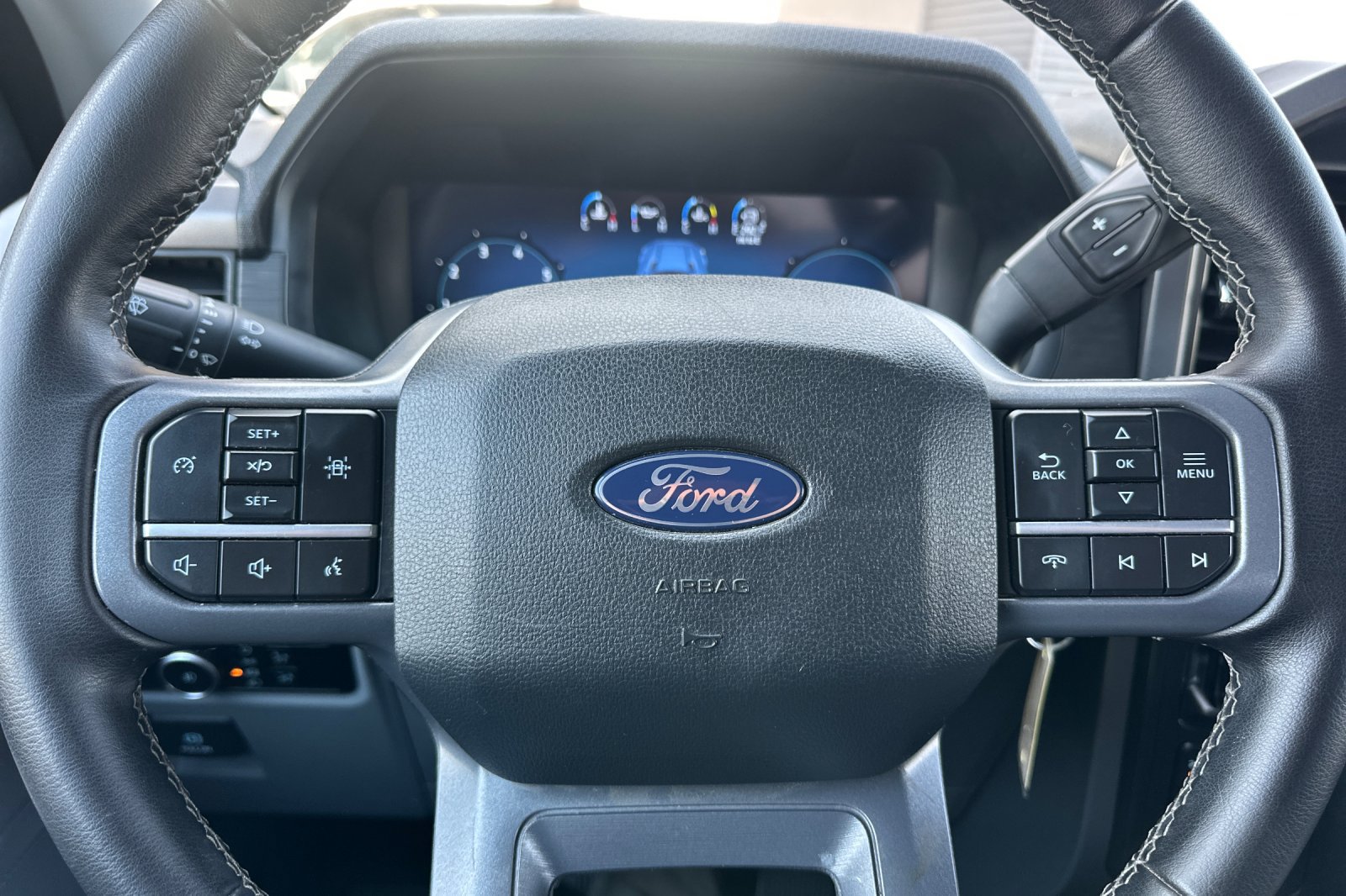 Used 2025 Ford F150 XLT w/ Equipment Group 301A Standard AWD/4WD image 23