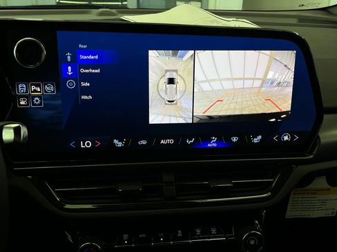 Certified 2024 Chevrolet Equinox EV RS image 26