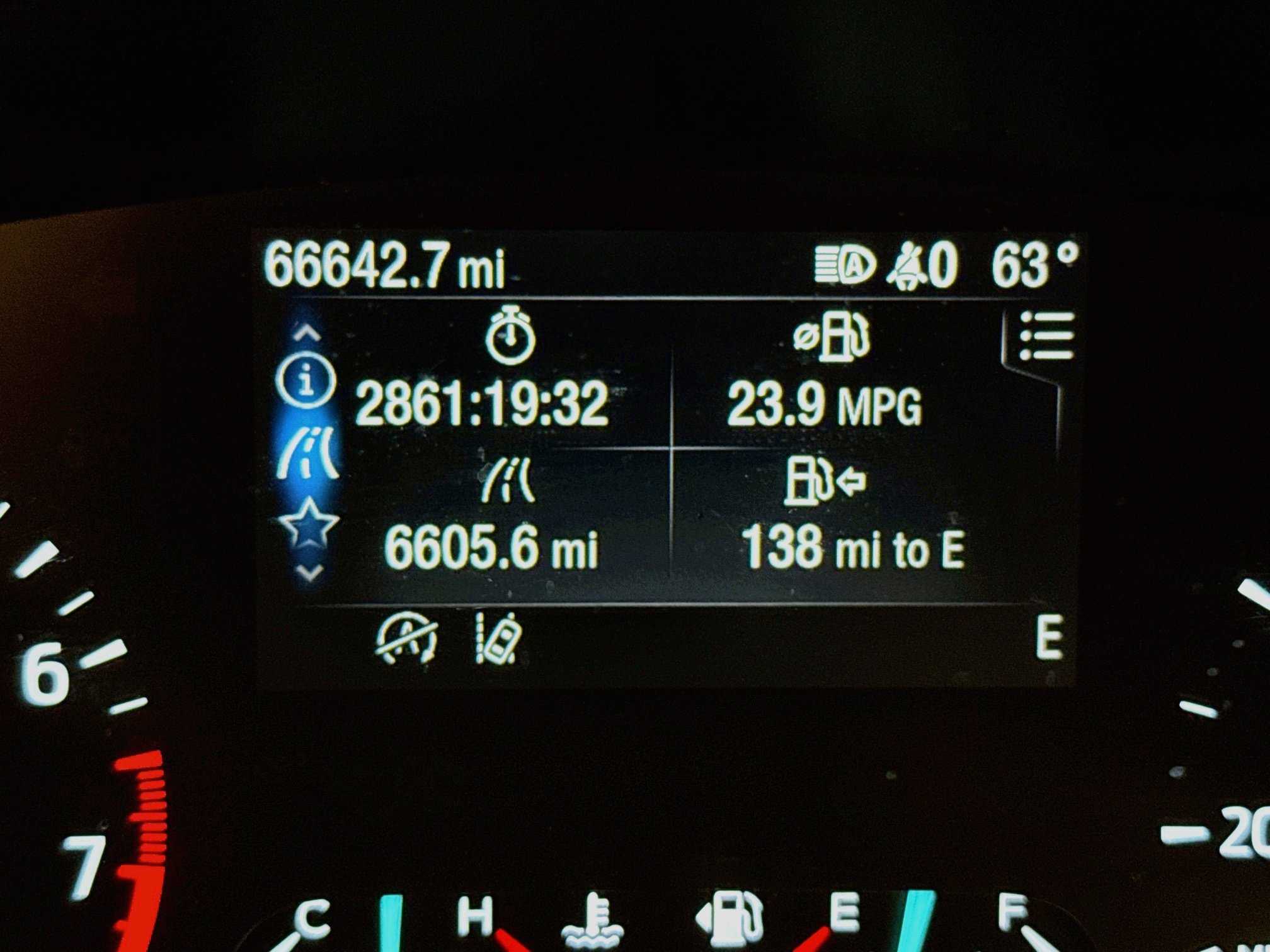 Used 2021 Ford Escape SE w/ Convenience Package AWD/4WD image 13