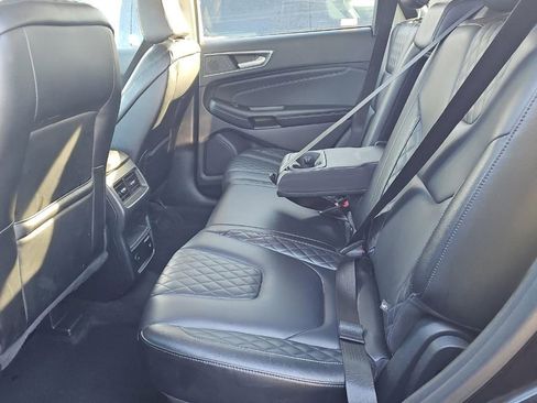 Used 2024 Ford Edge Titanium image 33