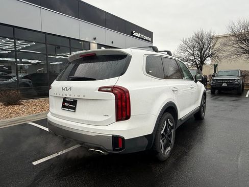 Used 2025 Kia Telluride S image 7
