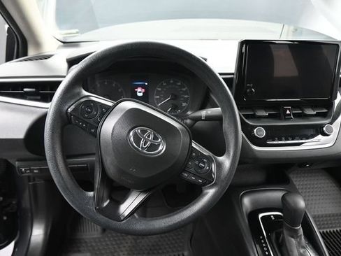 Used 2024 Toyota Corolla LE FWD image 22