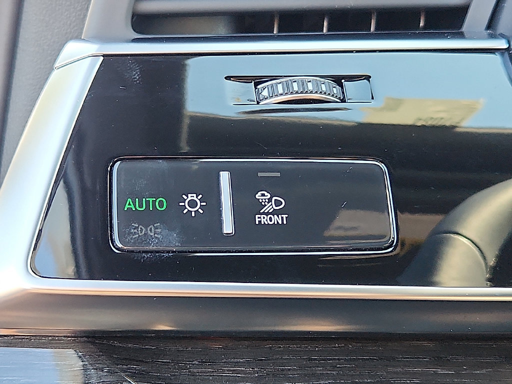 Certified 2025 Audi Q7 Premium Plus w/ Premium Plus Package AWD/4WD image 23