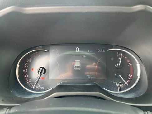 Used 2024 Toyota RAV4 LE image 14