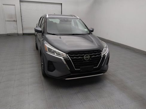 Used 2021 Nissan Kicks SV FWD image 14