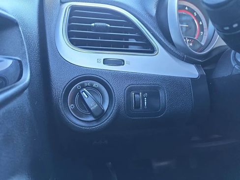 Used 2016 Dodge Journey SXT image 20