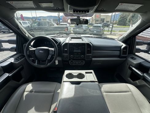 Used 2017 Ford F350 XL w/ Power Equipment Group image 4