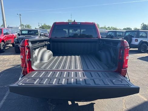 New 2026 RAM 1500 4x4 Crew Cab image 5