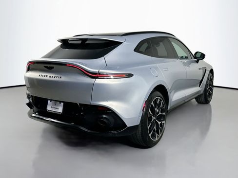 Used 2021 Aston Martin DBX image 5