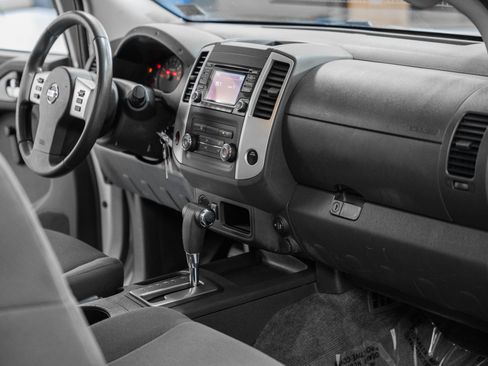 Used 2018 Nissan Frontier S image 18