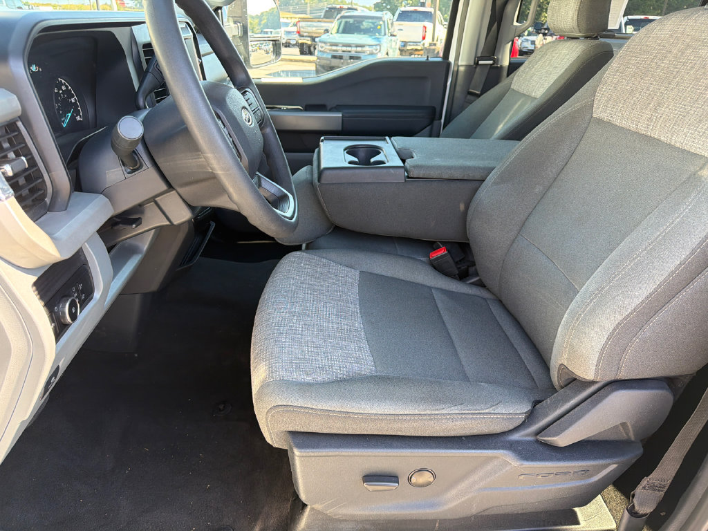 Used 2025 Ford F250 XLT AWD/4WD image 9
