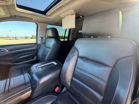 Used 2018 GMC Yukon XL Denali w/ Open Road Package image 23