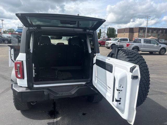 Used 2023 Ford Bronco Outer Banks w/ Sasquatch Package AWD/4WD image 21