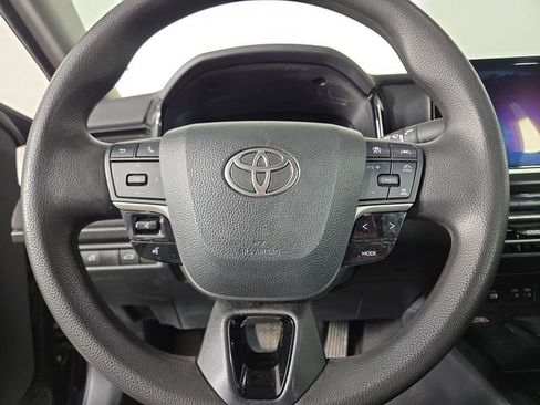 Used 2025 Toyota Camry LE FWD image 21