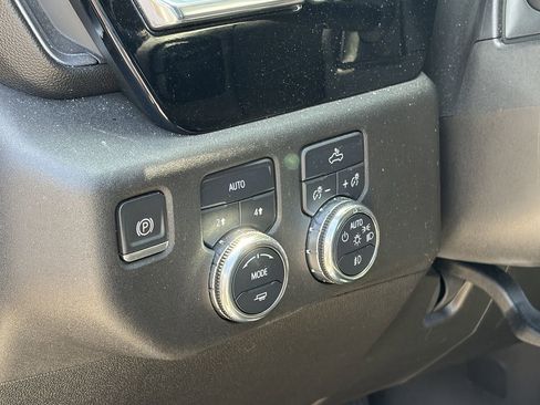 Used 2024 GMC Sierra 1500 Elevation AWD/4WD image 13